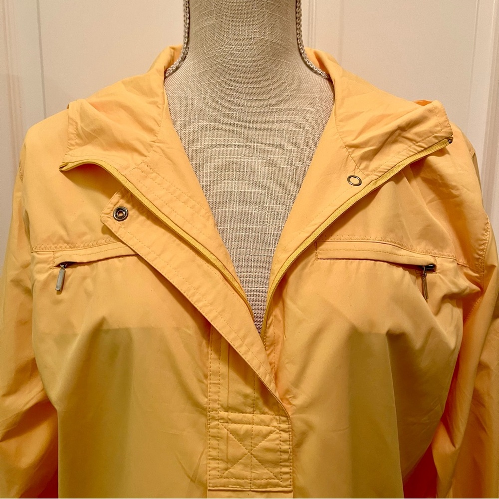 NEW ZENERGY BY CHICO’S WINDBREAKER - Picture 2 of 16